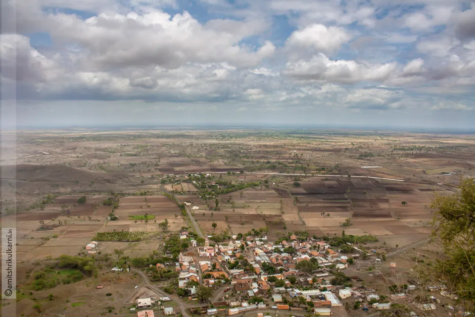 पावसासाठी आसुसलेला माणदेश
