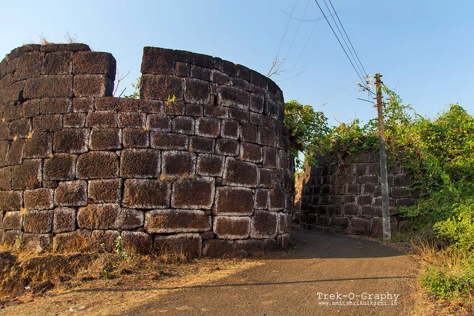 देवगडचे प्रवेशद्वार