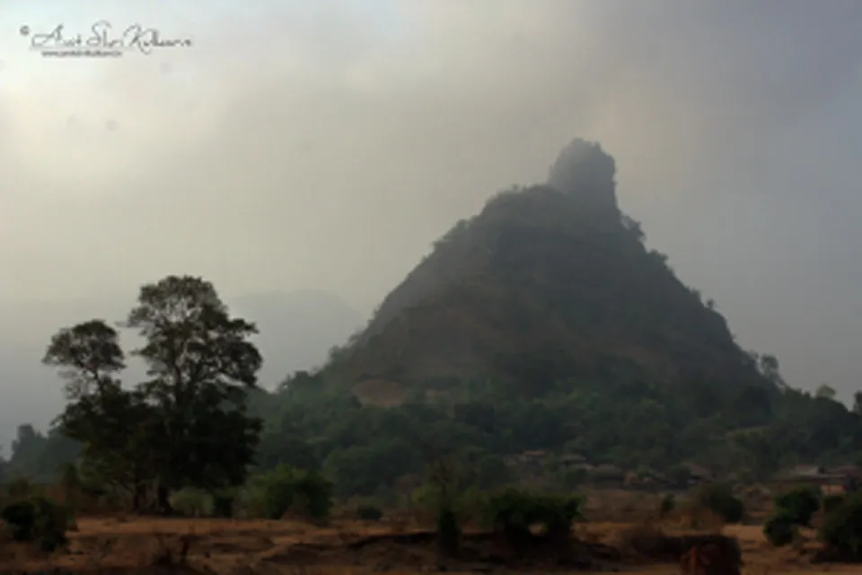 कोथळीगड : पेठ गावातून